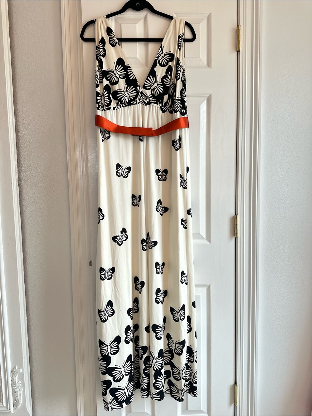 Alice + Olivia Butterfly Maxi Dress with optional Belt Size Medium